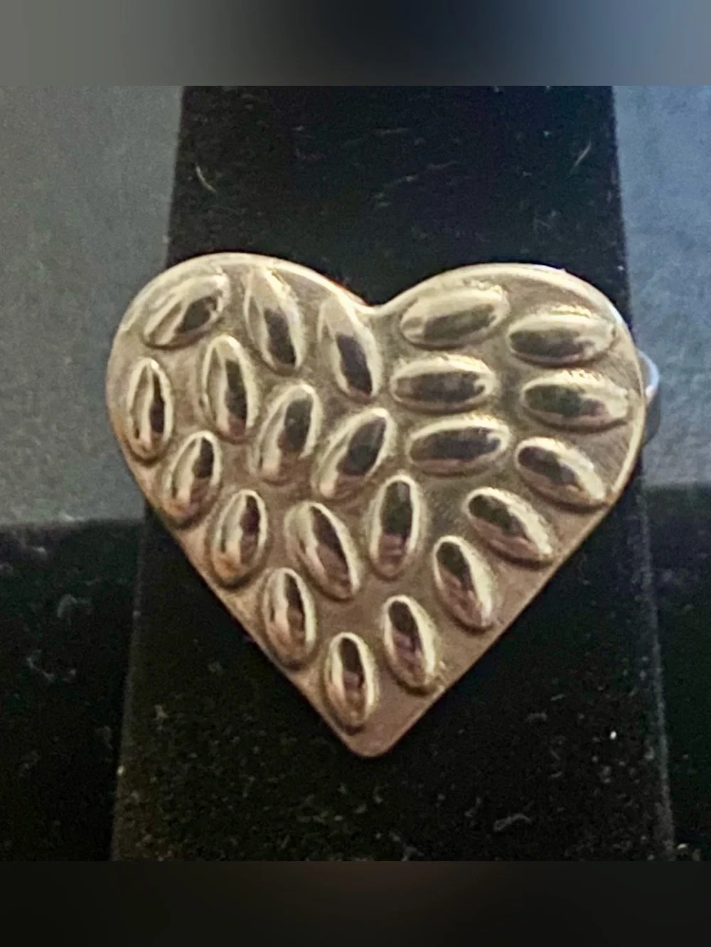 Size 8 1/2 Hypoallergenic Stainless Steel Heart Ring NEW